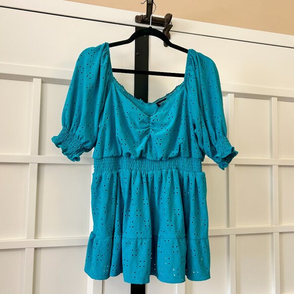 Torrid Eyelet Smocked Waist and Sleeve Sweetheart Top Turquoise Size 2 2X - Picture 1 of 1